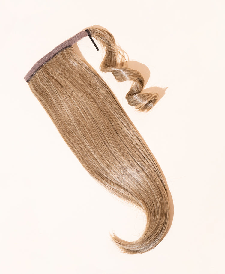 vegan fiber flipped ends ponytail - ash blonde 17".