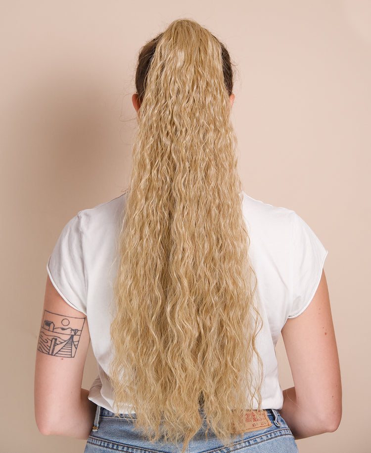 vegan fiber long wavy ponytail - honey blonde 26".