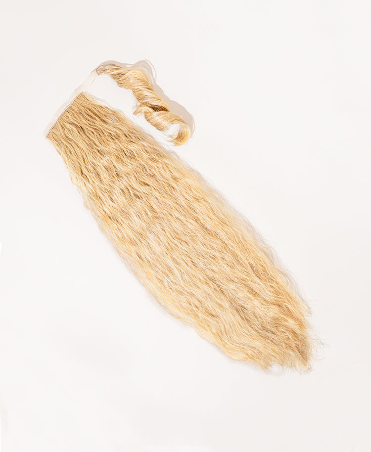 long wavy ponytail - champagne 26".
