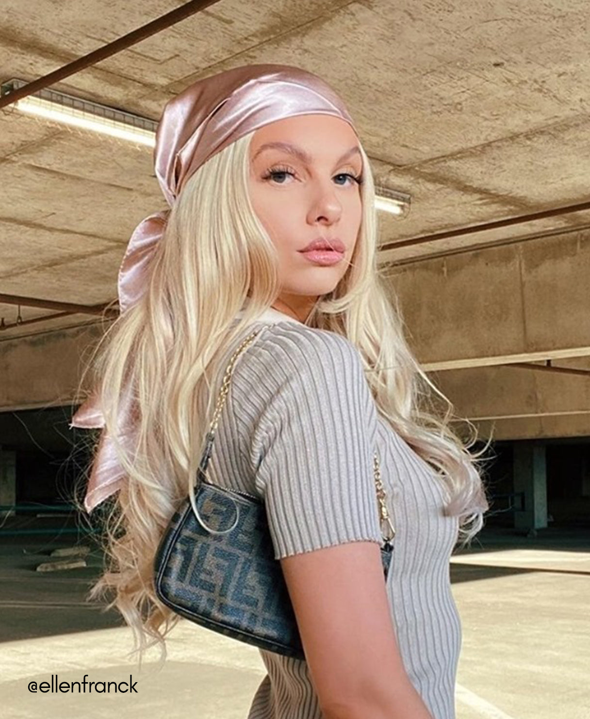 model wearing blonde hair extensions