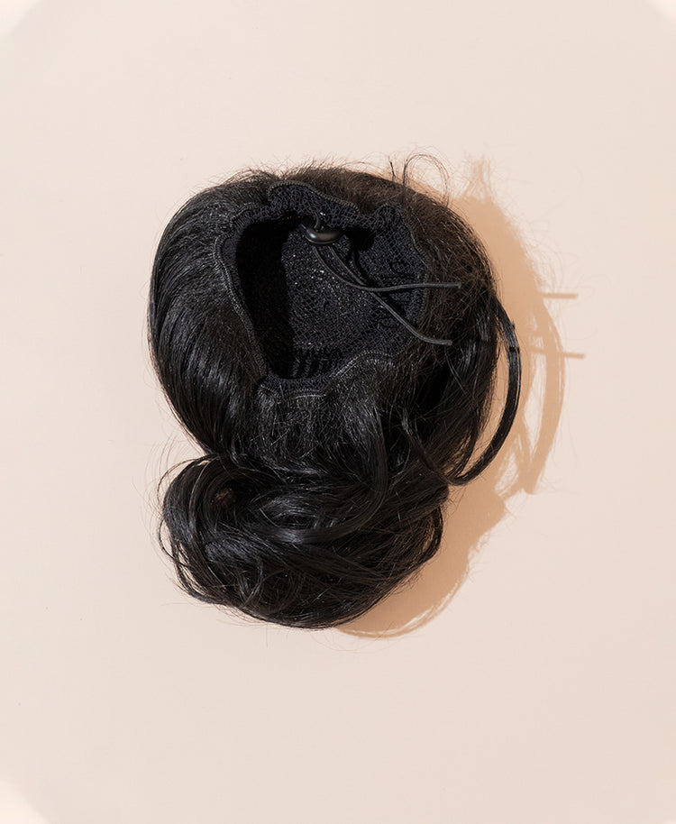 vegan fiber messy bun - natural black.